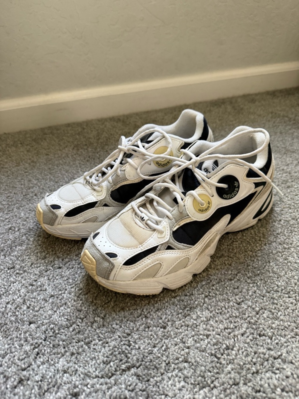 adidas White and Black Chunky Retro Sneakers with Yellow Accents